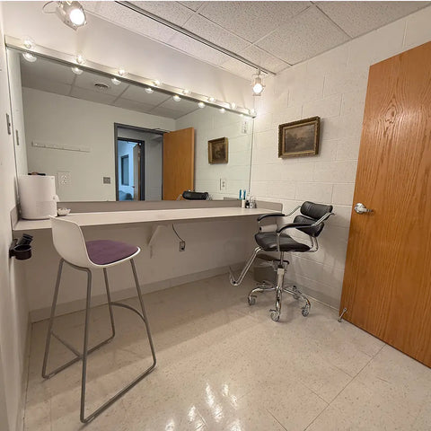 Dressing Room A1